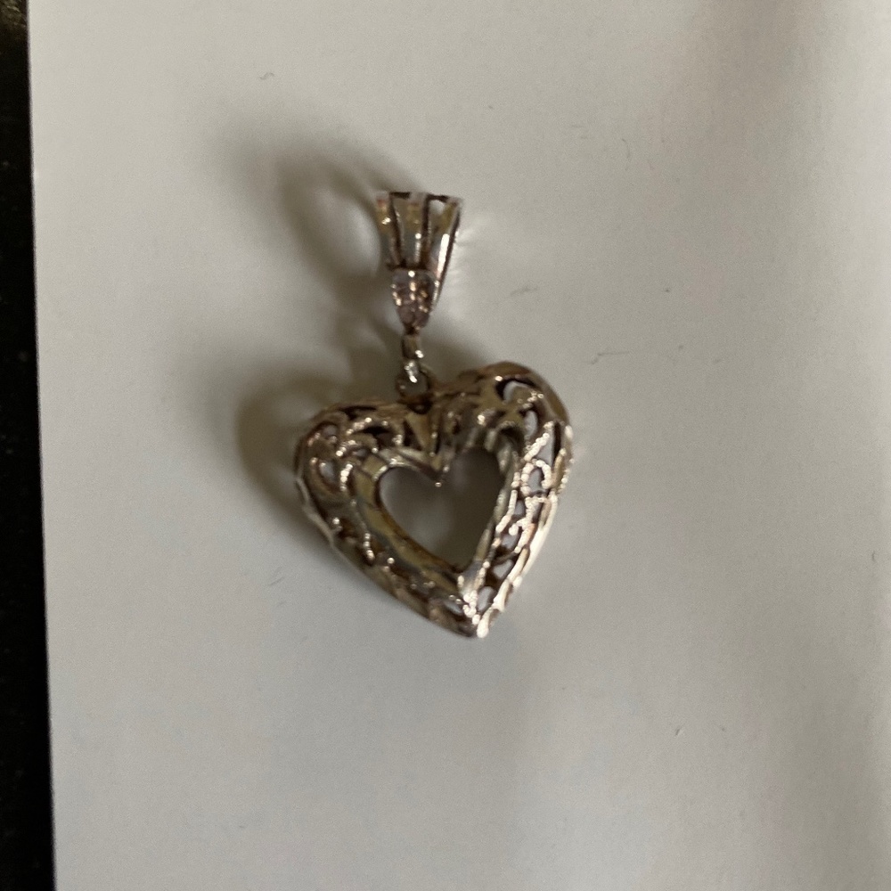 Silver heart pendant